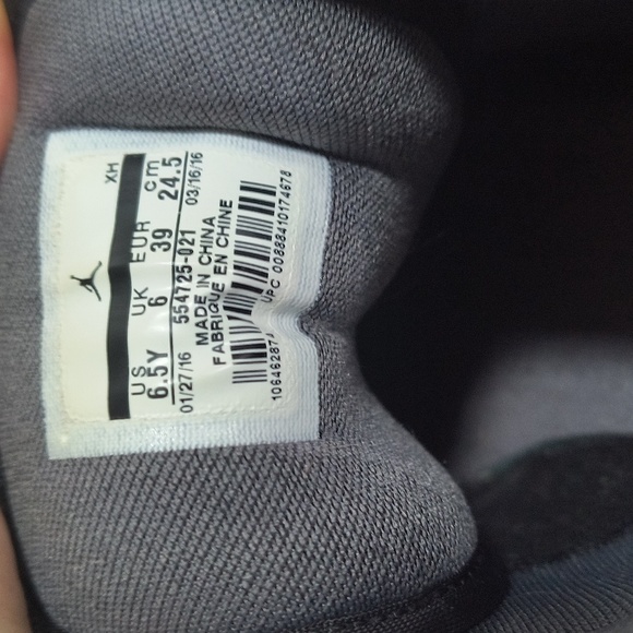 Nike Air Jordan 1 Mid GS Triple Black Size 6.5Y - Picture 5 of 7